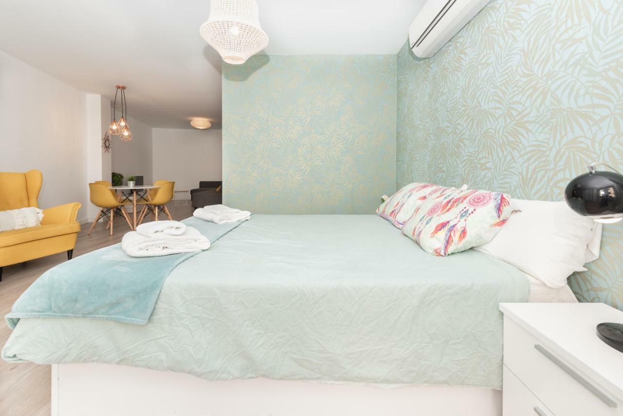 Fantasticos Lofts Malagueta Apartment Malaga Exterior photo